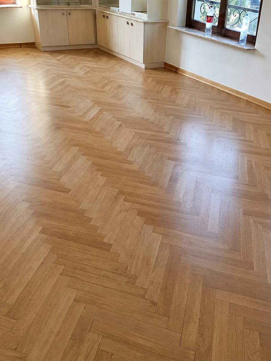 Détail — parquet vitrifié